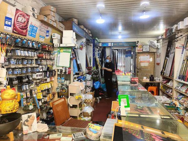 漁具銷售火爆 戶外經(jīng)濟(jì)新寵釣魚熱潮背后的市場機(jī)遇
